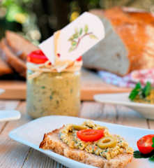 Ein Stück Urlaub im Glas – Grüne Tapenade