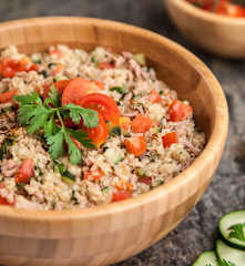 Taboulé au quinoa et au thon