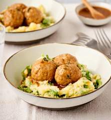 Purée à l'Endive, Boulettes de Viande et Sauce à la Viande
