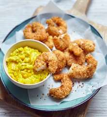 Knusper-Garnelen mit Mangodip
