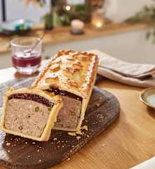 Geflügelpastete mit Pistazien und Portwein