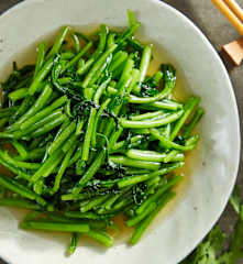 清炒茼蒿