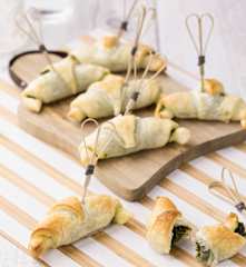 Croissant salati agli spinaci