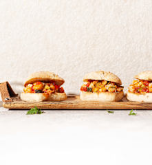 Montaditos de sepia al ajillo