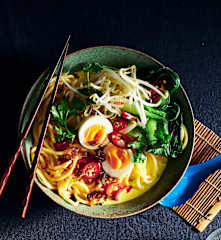 Yellow Curry noodle soup