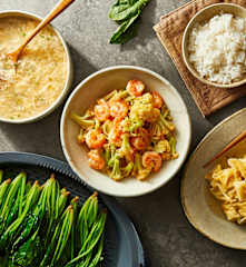 肉糜榨菜蛋汤/虾仁花菜/百叶包及菠菜