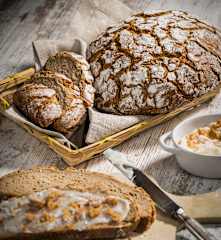Roggen-Schmalz-Brot