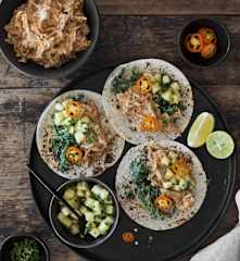 Tacos de pavo con barbecue y piña