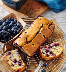 Plumcake allo yogurt e mirtilli