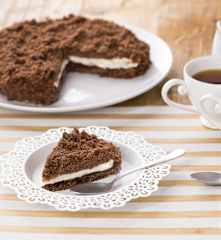 Sbriciolata di biscotti alla crema gianduia e mascarpone