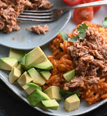 Arroz rojo a la mexicana con carne de cerdo