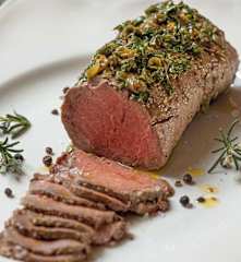 Filete con salsa de alcaparras