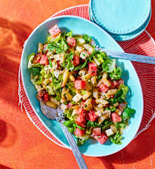 Wassermelonen-Spargel-Salat mit Feta