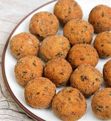 Bolinho de frango com mandioquinha