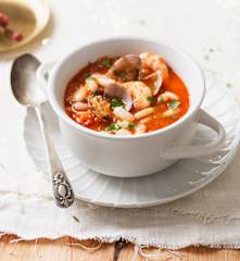 Judías blancas con langostinos y almejas