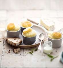 Minisoufflé au camembert