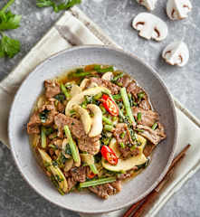 雪菜春笋炒牛里脊