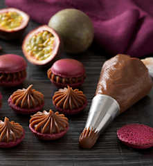 Maracuja-Schokoladen Ganache für Macarons