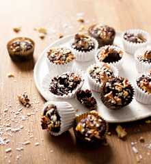 Minimuffins de plátano al cacao (sin harina ni azúcar ni huevo)