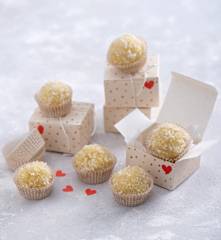 Trufle kokosowe z białą czekoladą