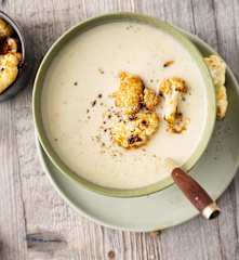 Crema de coliflor con ramilletes glaseados