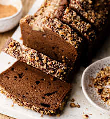 Banana bread con semi di carrube