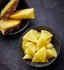 Gotowanie na parze ananasa (200-450 g)