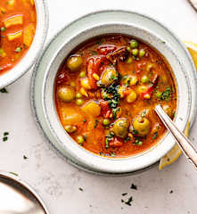 Vegan Spaanse kikkererwten- en rijstsoep