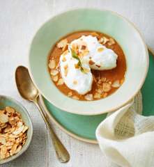 îles flottantes et coulis de pêches à la verveine