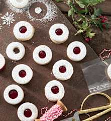 Linzer de almendras y mermelada