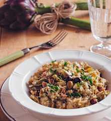 Risotto ai carciofi con tonno e olive