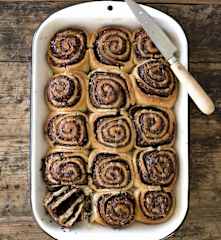 Rollos de chocolate y almendras