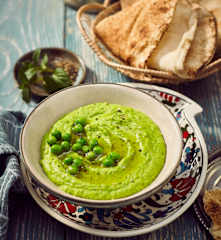 Hummus z zielonego groszku