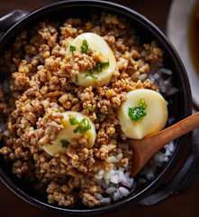 肉酱日本豆腐红豆饭