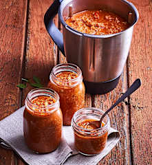 Sos pomidorowy z mięsem (ragù)