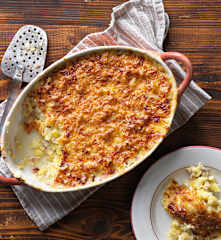Topfen-Erdäpfel-Gratin mit Speck