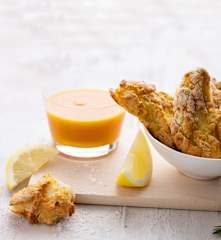Fingers de pescado al horno con salsa de calabaza