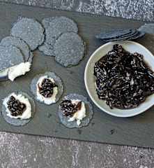 Black garlic and onion jam
