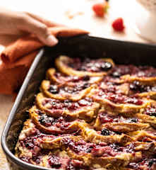 Pudding de pain aux fruits rouges
