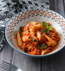 香辣蒜味牛蒡麵