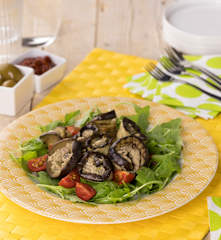 Rose di melanzane al tonno