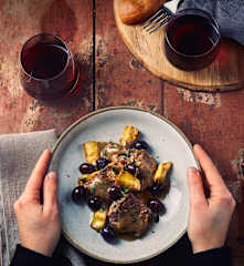 Manzo ai carciofi e olive a Cottura Lenta