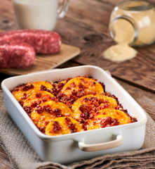 Gnocchi alla romana con sugo di salsiccia