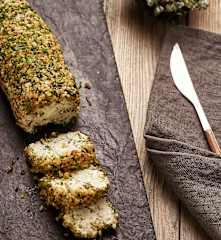 Άλειμμα τυριών με μυρωδικά