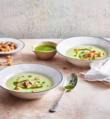 Zucchettisuppe mit Frischkäse