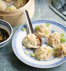 Raviolis au porc (xiao long baos)