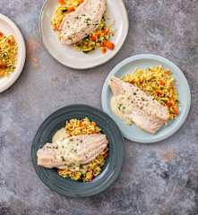 Felchenfilet mit Zucchetti-Karotten-Reis
