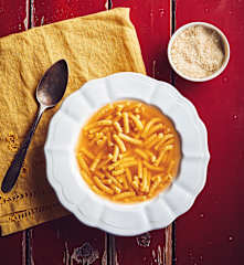 Passatelli in brodo di cappone