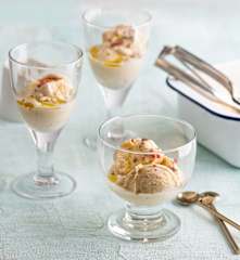 Lody waniliowe z oliwą, solą i czerwonym pieprzem