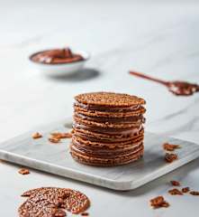 Lace Cookies with Nutella